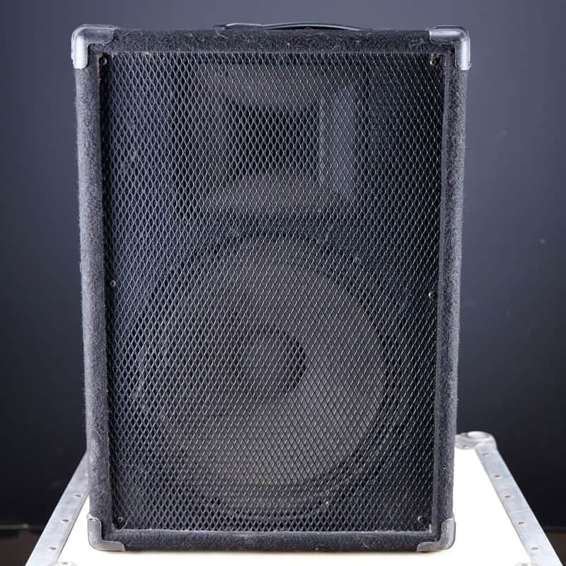 Crate UFM-12H