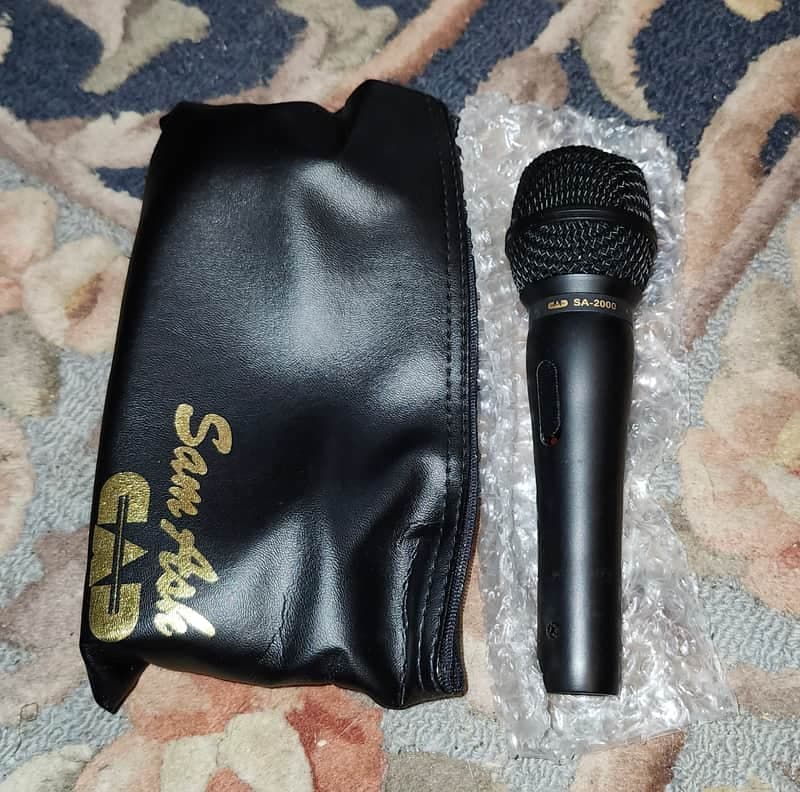 CAD SA-2000 Dynamic Cardioid Microphone - Black