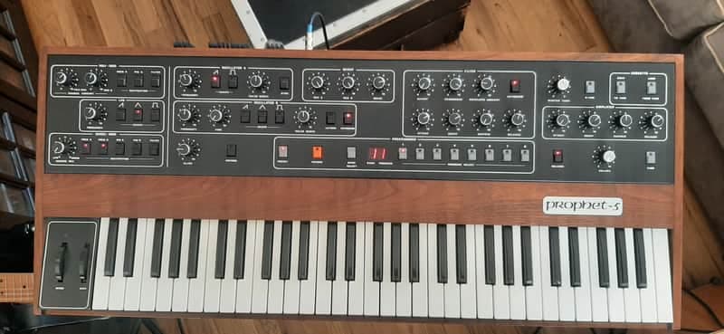 Fully refurbished Prophet-5 Rev 3 Analog Synthesizer - 1980