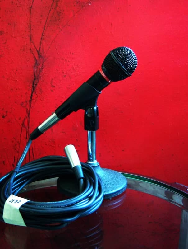 Vintage 1990's Audio-Technica Pro 4L dynamic cardioid microphone Low Z w mic clip & cable # 4