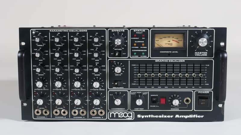Moog Synthesizer Amplifier Synamp model 301A with four independent MKPE parametric equalizers and more (serviced)