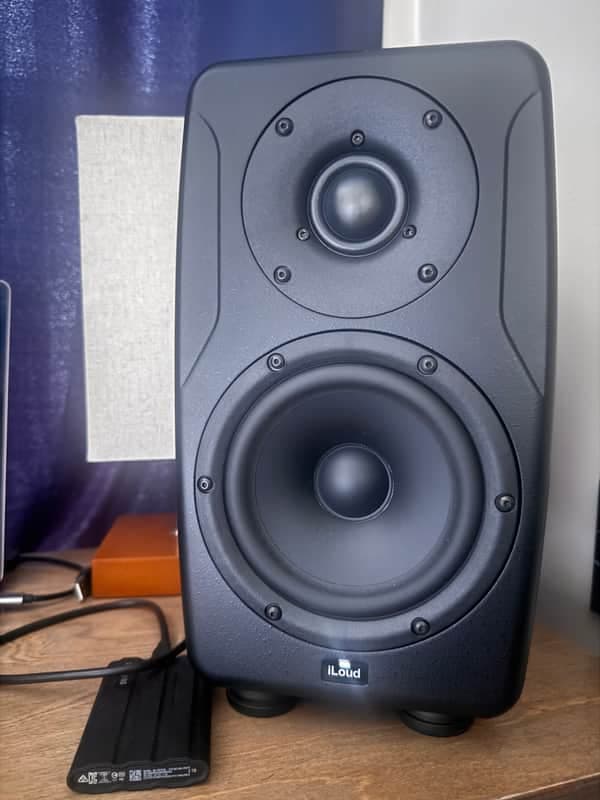 IK Multimedia Precision 5 Active Studio Monitor - Single 2022 - Present - Black