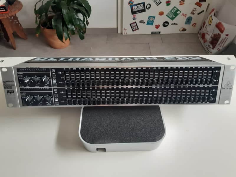 Behringer Ultragraph Pro FBQ3102HD 31-Band Stereo Graphic EQ 2015 - Present - Standard