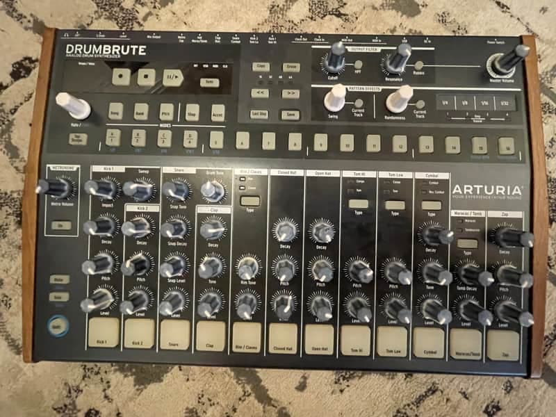 Arturia DrumBrute 2017 - 2021 - Black