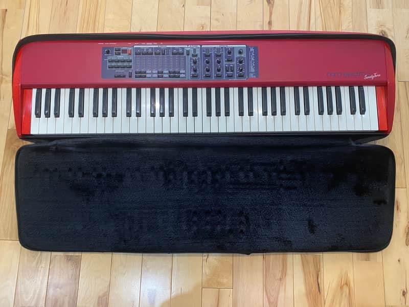 Nord Electro 2 SW73 Semi-Weighted 73-Key Digital Piano 2002 - 2009 - Red
