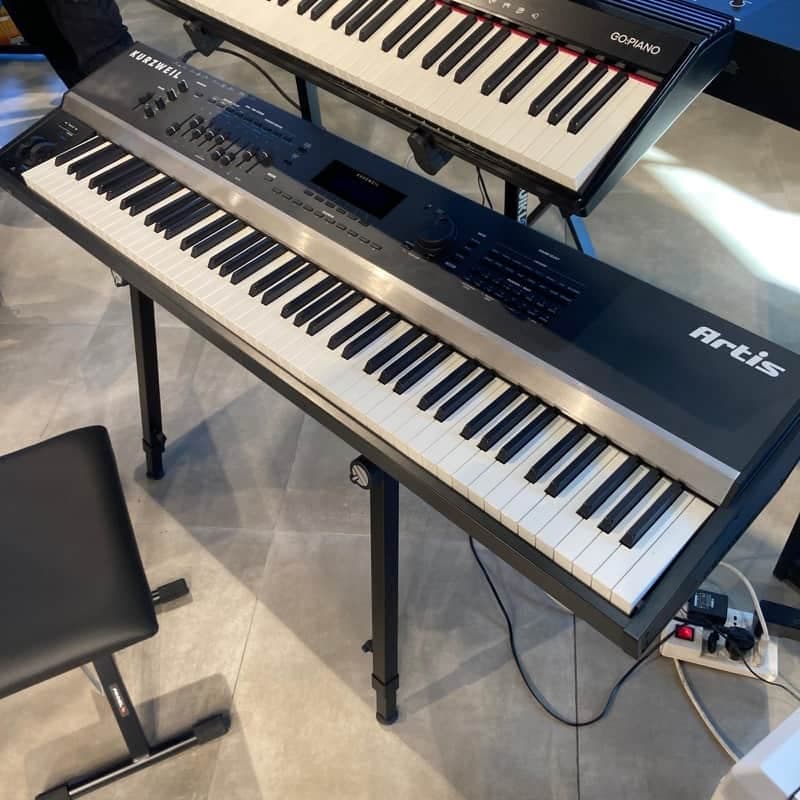 Kurzweil Artis 88-Key Digital Stage Piano 2010s - Black