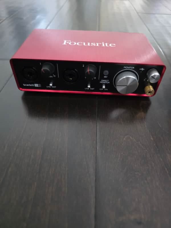 Focusrite Scarlett 2i2 2nd Gen USB Audio Interface 2019 - Present Red / Black