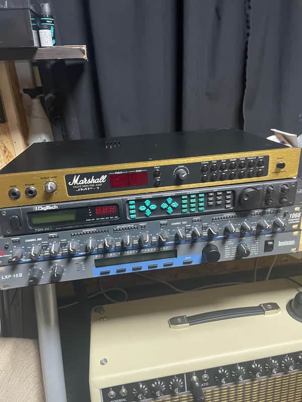 Digitech TSR-24 True Stereo Reverb Multi-Effects Processor
