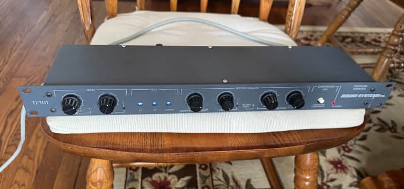 Radio Systems Inc TI-101 late 90s - gray