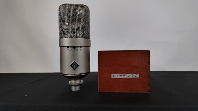 Neumann M 149 Large Diaphragm Multipattern Tube Condenser Microphone With Wood Neumann Case