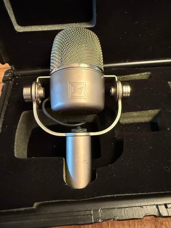 Electro-Voice RE-38 N/D 90s - nickel