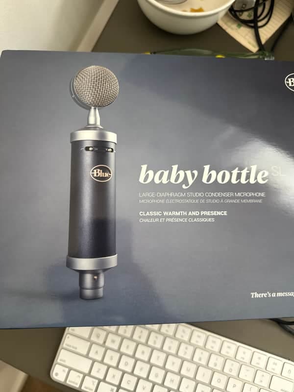 Blue Baby Bottle SL Large Diaphragm Cardioid Condenser Microphone 2010s - Dark Blue