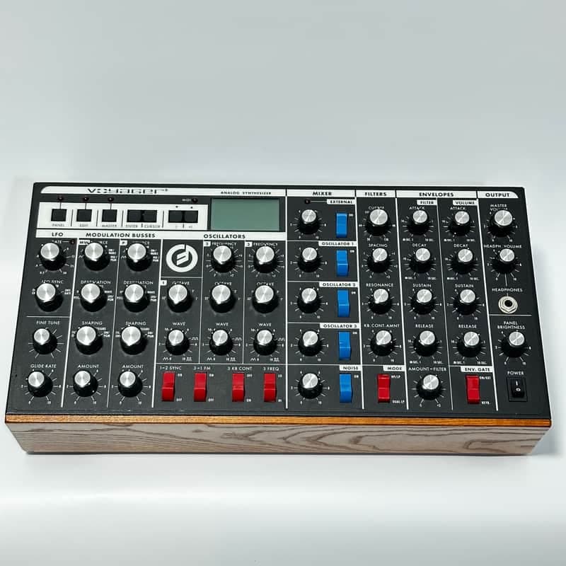Moog Minimoog Voyager RME Monophonic Synthesizer