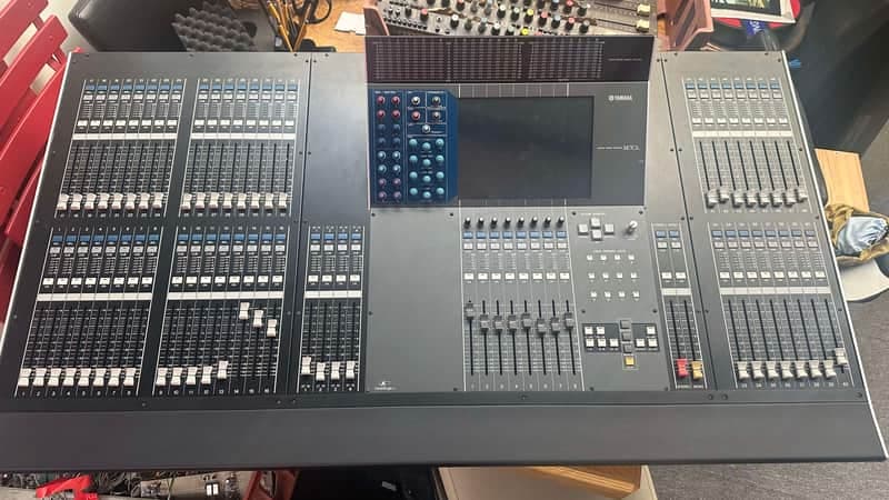 Yamaha M7CL-48 48 Channel Mixer 2010s - Blue