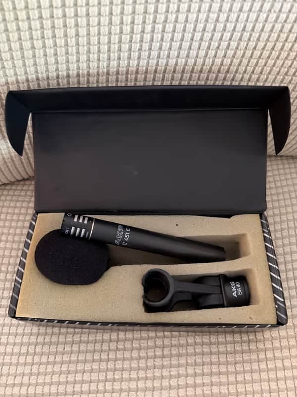 AKG 451e - Black