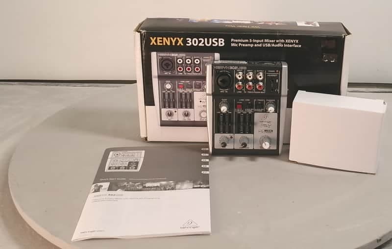 Behringer XENYX 302USB Mixer 5 Input USB Audio Interface Mic Preamp Home Studio