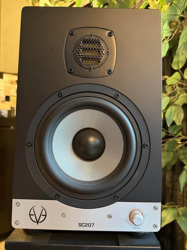 Eve Audio SC207 7" Active Studio Monitor - Pair 2013 - Present - Black