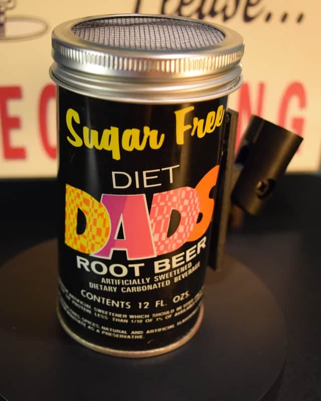 Lo Fi Soda Can Microphone - Dad's Sugar Free Root Beer-Illinois