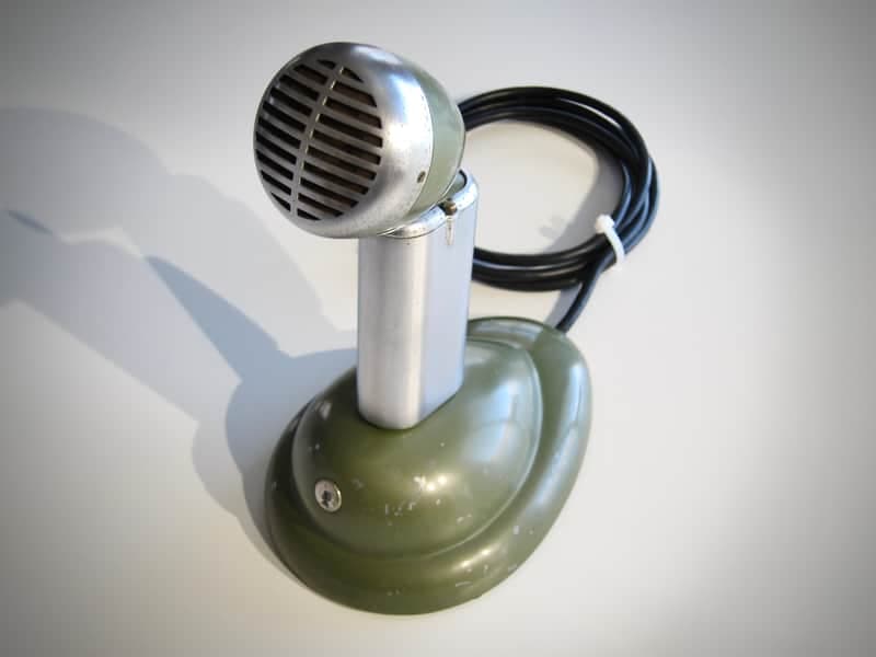 Shure 520-SL High Impedance Microphone Desk Mic Circa-1950s-Chrome & Black`