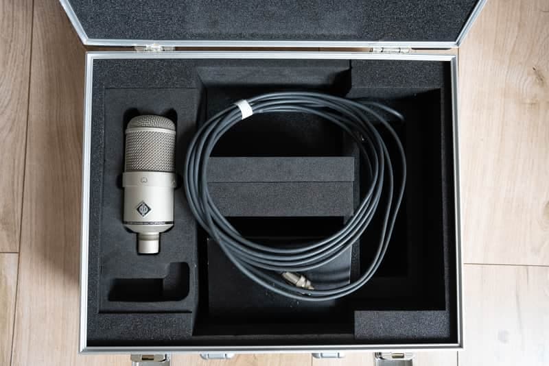 Neumann M147 Large Diaphragm Cardioid Tube Condenser Microphone 1999 - Present - Nickel