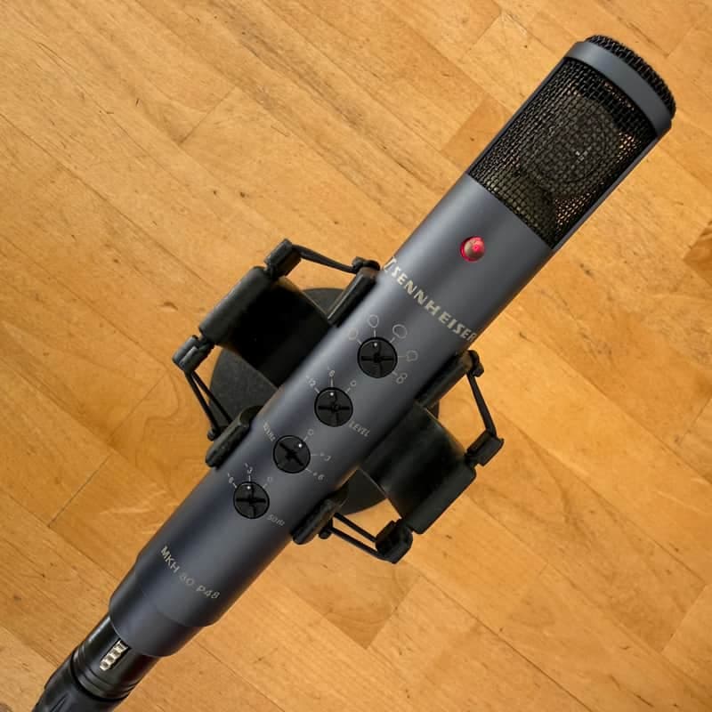 Sennheiser MKH 80 P48 5-Pattern Condenser Mic + MZS 80 + Wooden Box