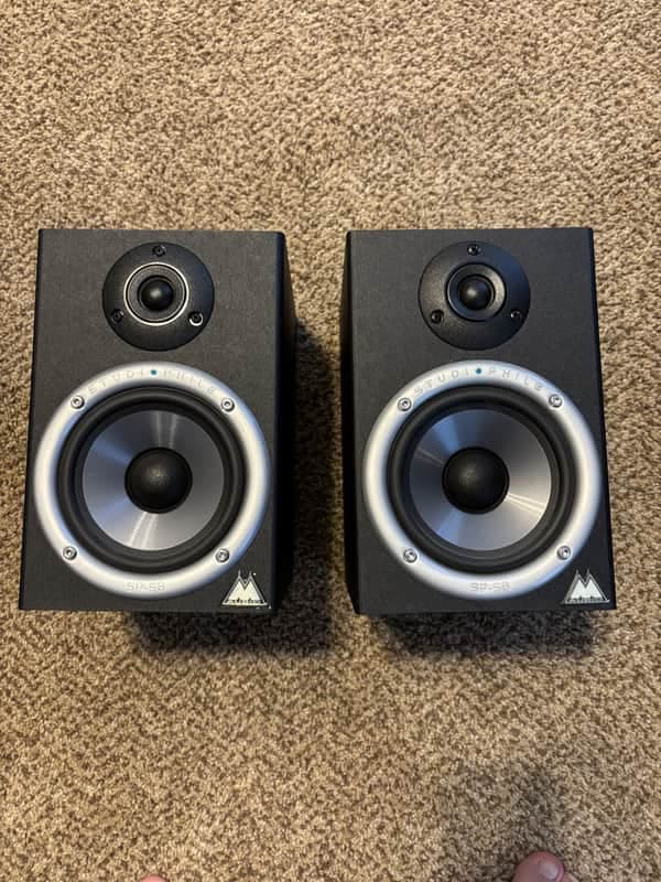 M-Audio Studiophile SP-5B Powered Studio Monitors