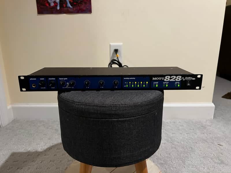 MOTU 828 MK1 Early 2000s - Blue/Black