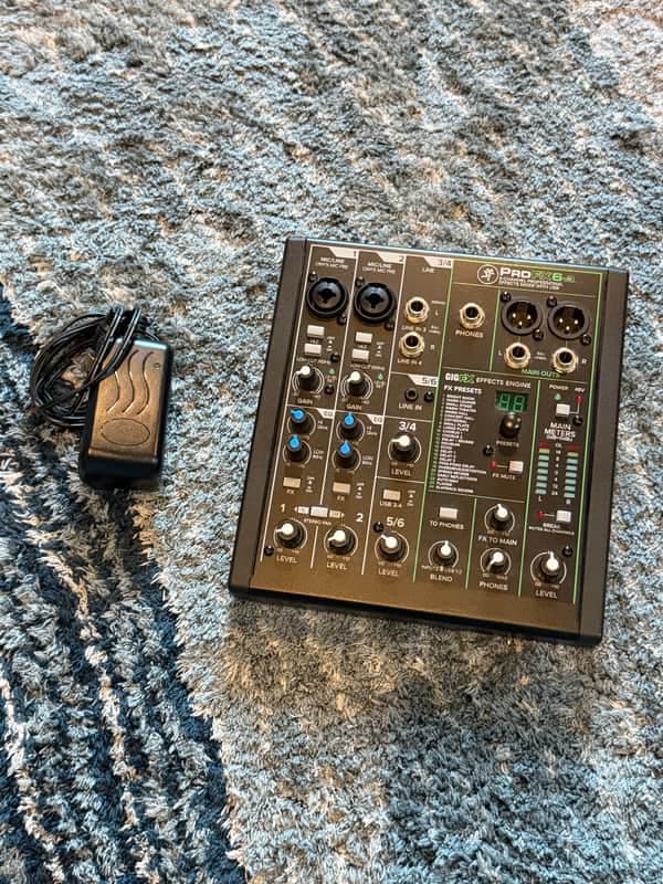 Mackie 6 Channel Pro Fx Ver 3 Mixer Usb Analog Mixers