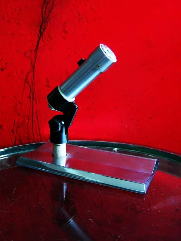 Vintage 1950's Shure 777 / 777S satin chrome crystal microphone harp mic Hi Z w mic clip and Ampex stand PROP REPAIR