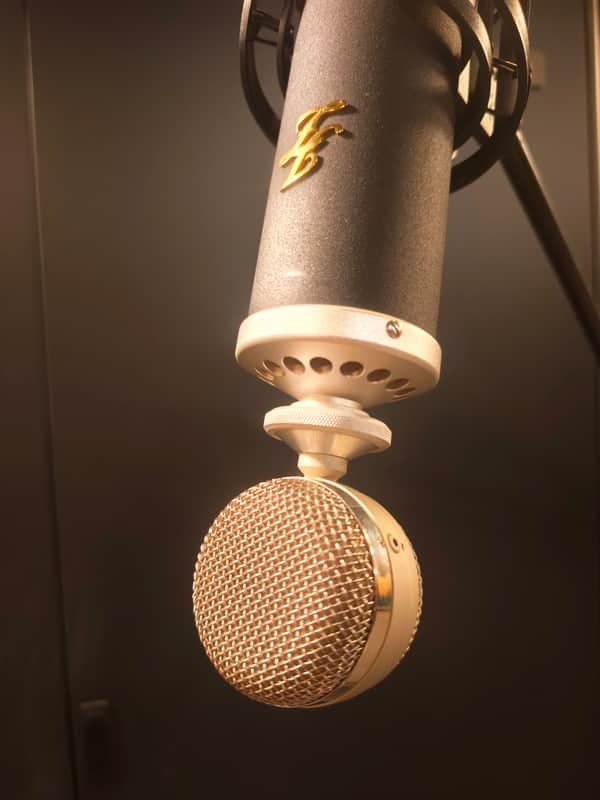 JZ-3 Cardioid Large-Diaphragm Condenser