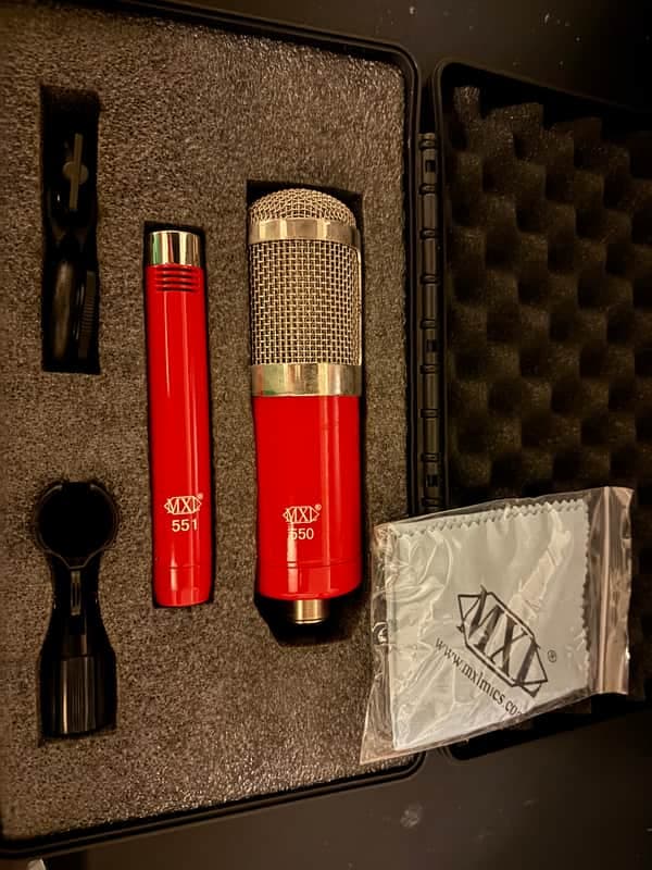MXL 550/551 Condenser Microphone Kit w/ Hard Case and Mounts