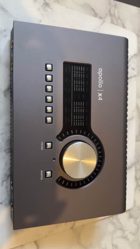 Universal Audio Apollo x4 QUAD Thunderbolt 3 Audio Interface 2019 - Present - Gray