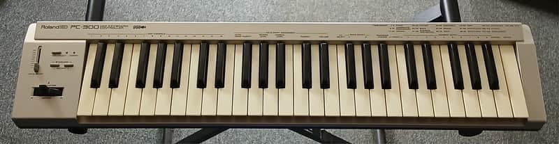 Roland ED PL-300 MIDI Keyboard Controller USB 2003