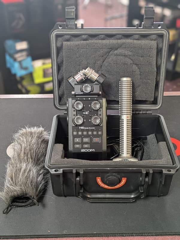 (USED) Zoom H6 Handy Recorder with SSH-6 Stereo Shotgun Capsule – Bundle