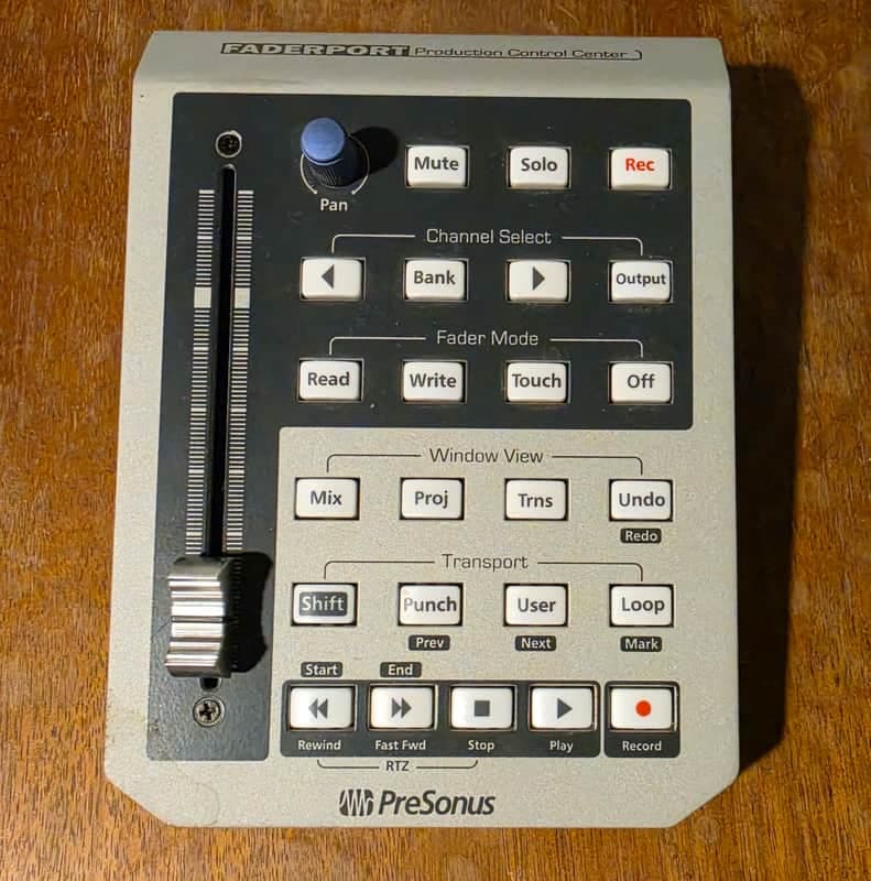 PreSonus Faderport USB DAW Transport Controller with Motorized Fader 2010s - Silver