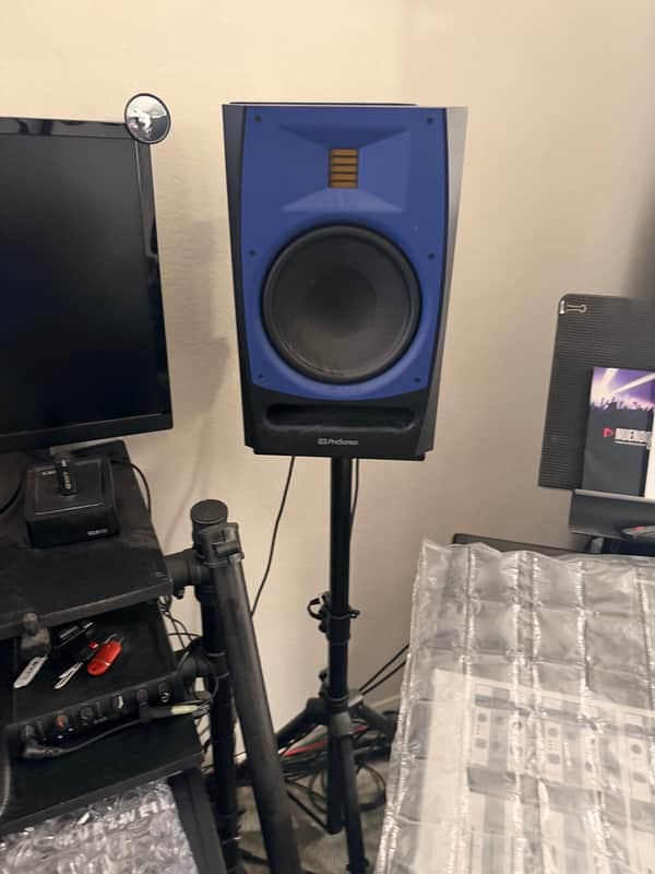 PreSonus R80 Studio Monitors Pair + Stands
