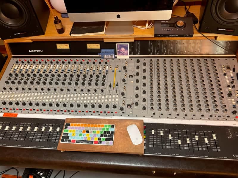 Neotek Series 1 16-Channel Analog Console 1980's
