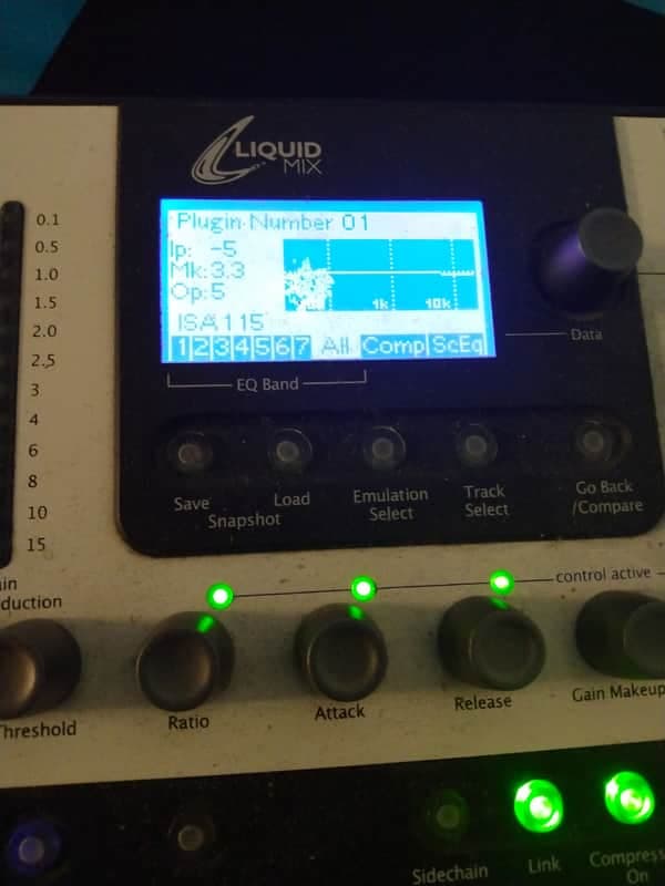 Focusrite Liquid Mix 32 2010s - Silver