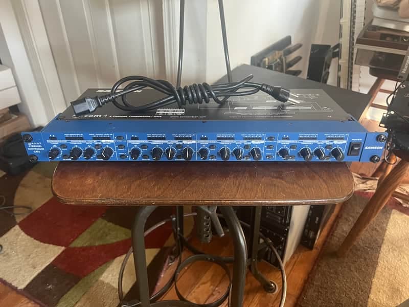 Samson S-Com 4 S Class 4-Channel Compressor/Gate with IEC power cable and rack mount bolts/washers