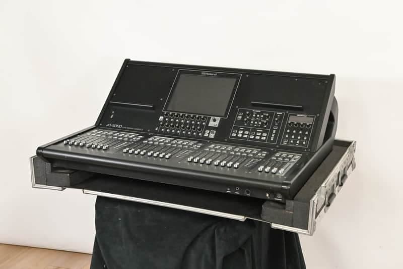 Roland M-5000 Live Mixing Console with Road Case CG01VM2 *ASK FOR SHIPPING*