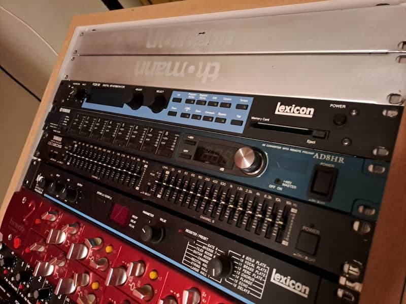 Lexicon PCM 90 - professioneller Reverb-Prozessor Lexicon PCM 90 - professioneller Reverb-Prozessor