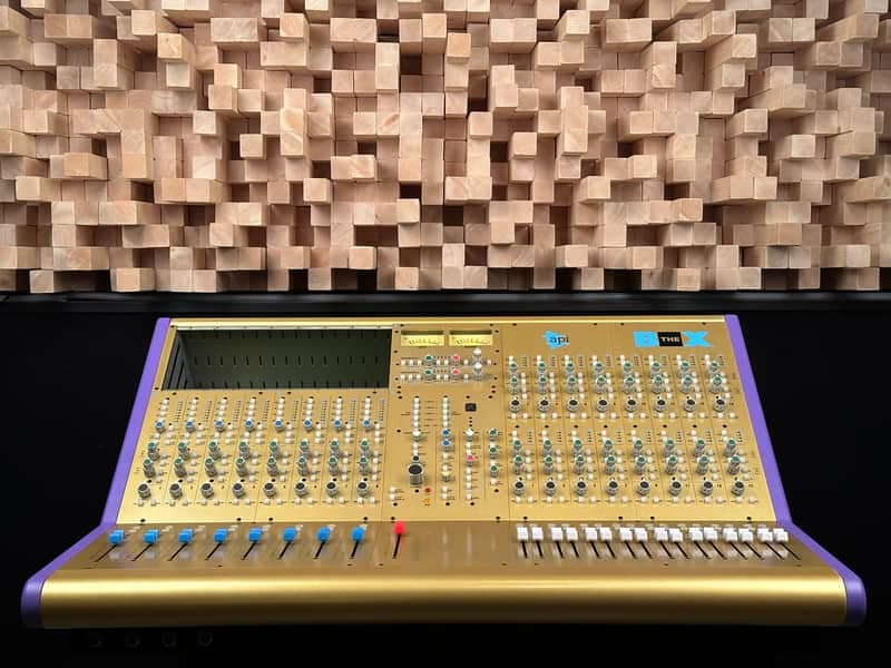 API The Box 2 Summing Mixer and Recording Console Golden. Perfect! Unloaded.