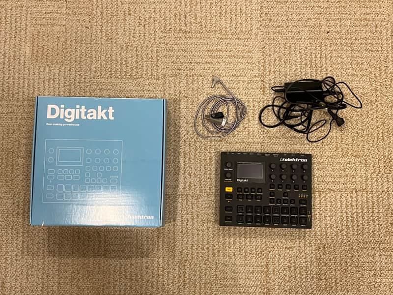 Elektron Digitakt 2017-2024 - Black - With 12V USB Ripcord