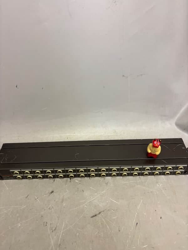 TASCAM PB-32H 1U Rack Mount Audio Patch Bay 32 Point Studio Tested