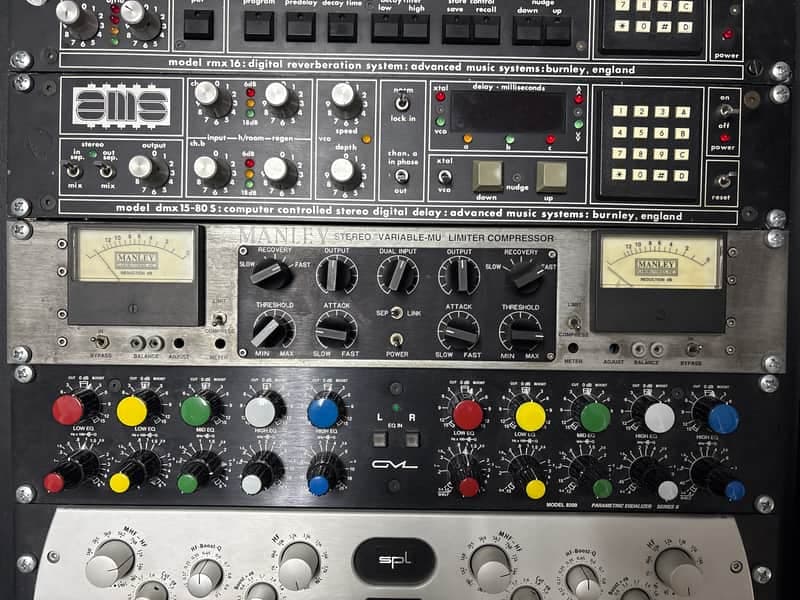 Manley Labs Variable-Mu Stereo Tube Compressor Limiter early version 1990s - Silverface