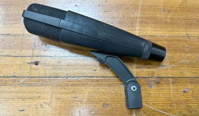 Sennheiser MD 421 II Cardioid Dynamic Microphone