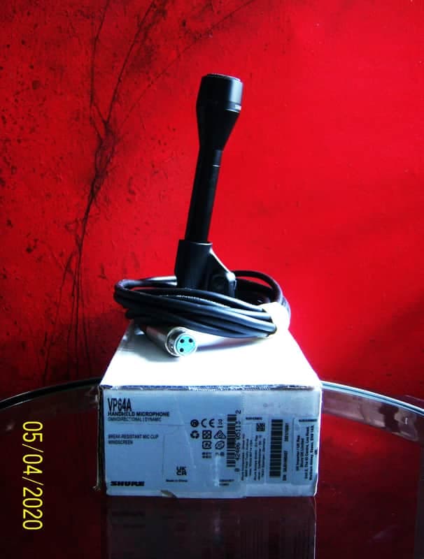 Shure VP64A dynamic omni-directional microphone Low Z w accessories # 1 SM63 SM61