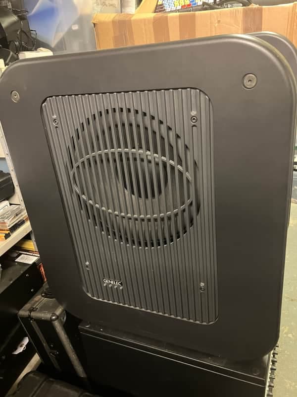 Genelec 7070A 12" Sub 2010-2020 - Grey