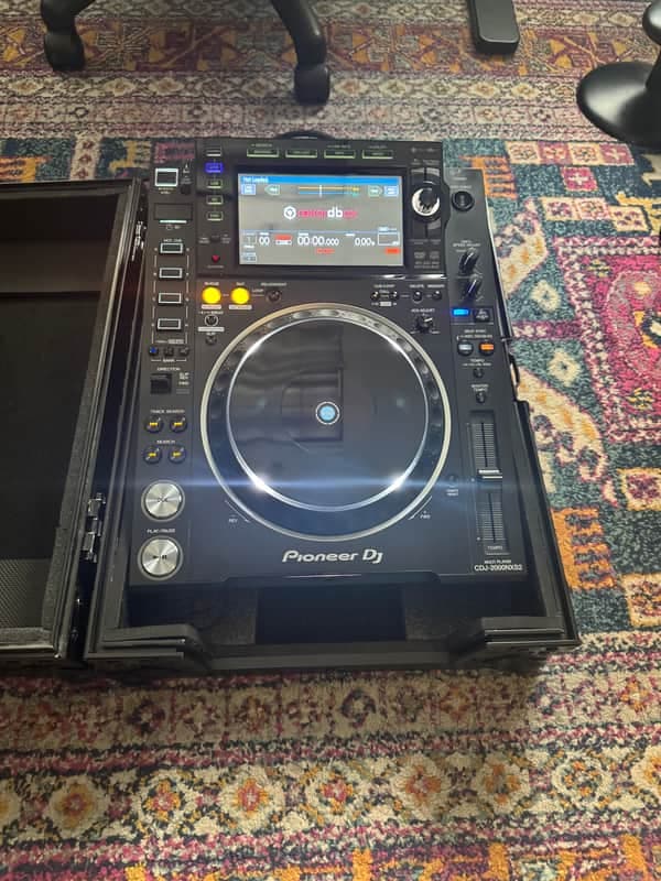 Pioneer CDJ-2000NXS2 Professional Multi Player 2010s - Black
