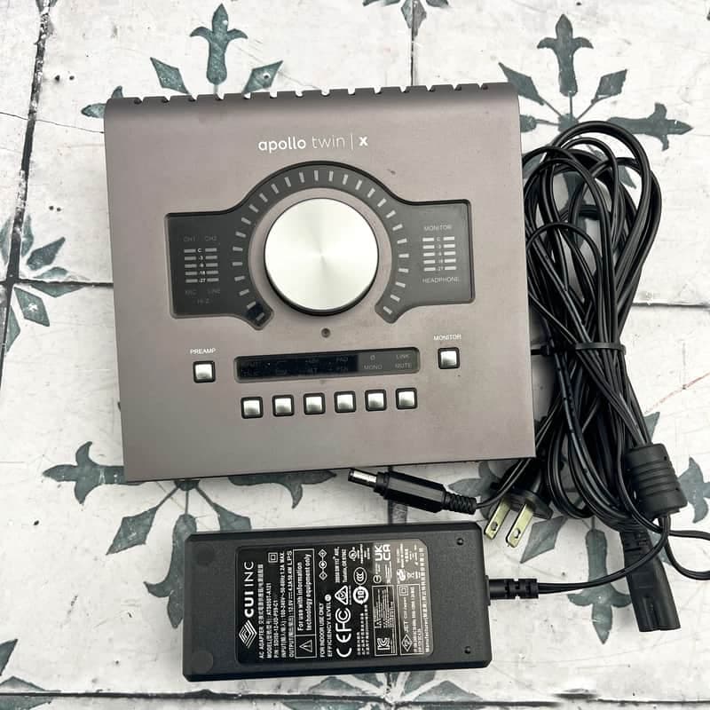 Universal Audio Apollo Twin X DUO Thunderbolt 3 Audio Interface